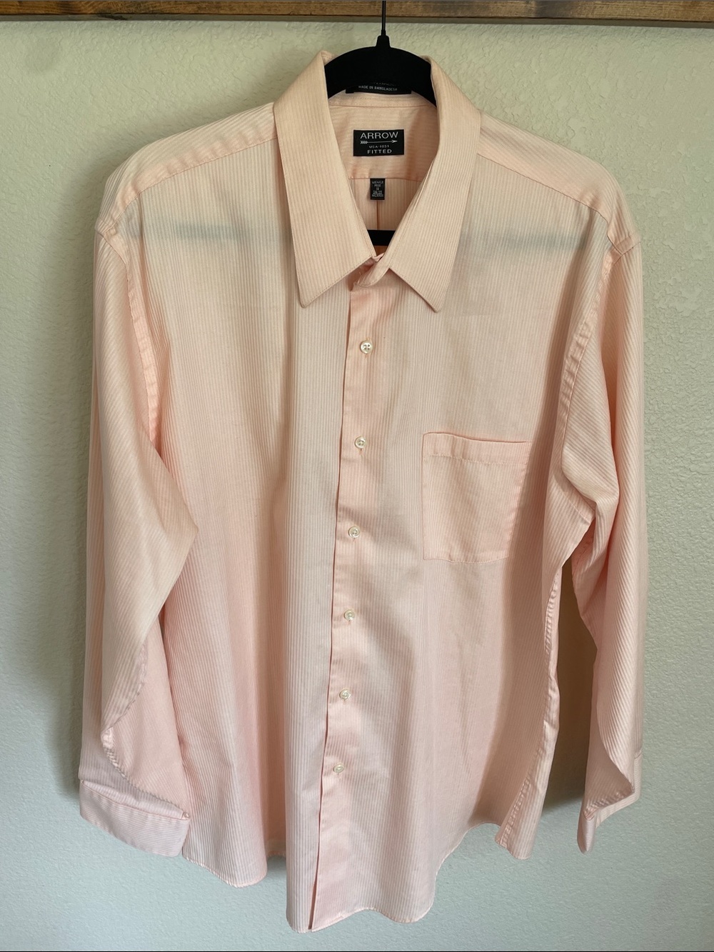 Arrow Men's Button Down XXL Pale Peach Wrinkle Free Dress Shirt Office Stripe
